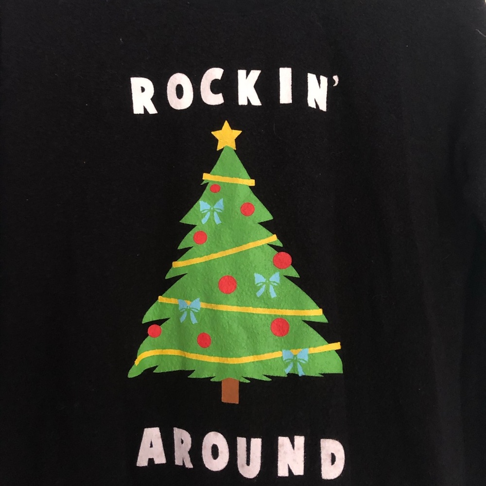 Christmas Top - Picture 2 of 4